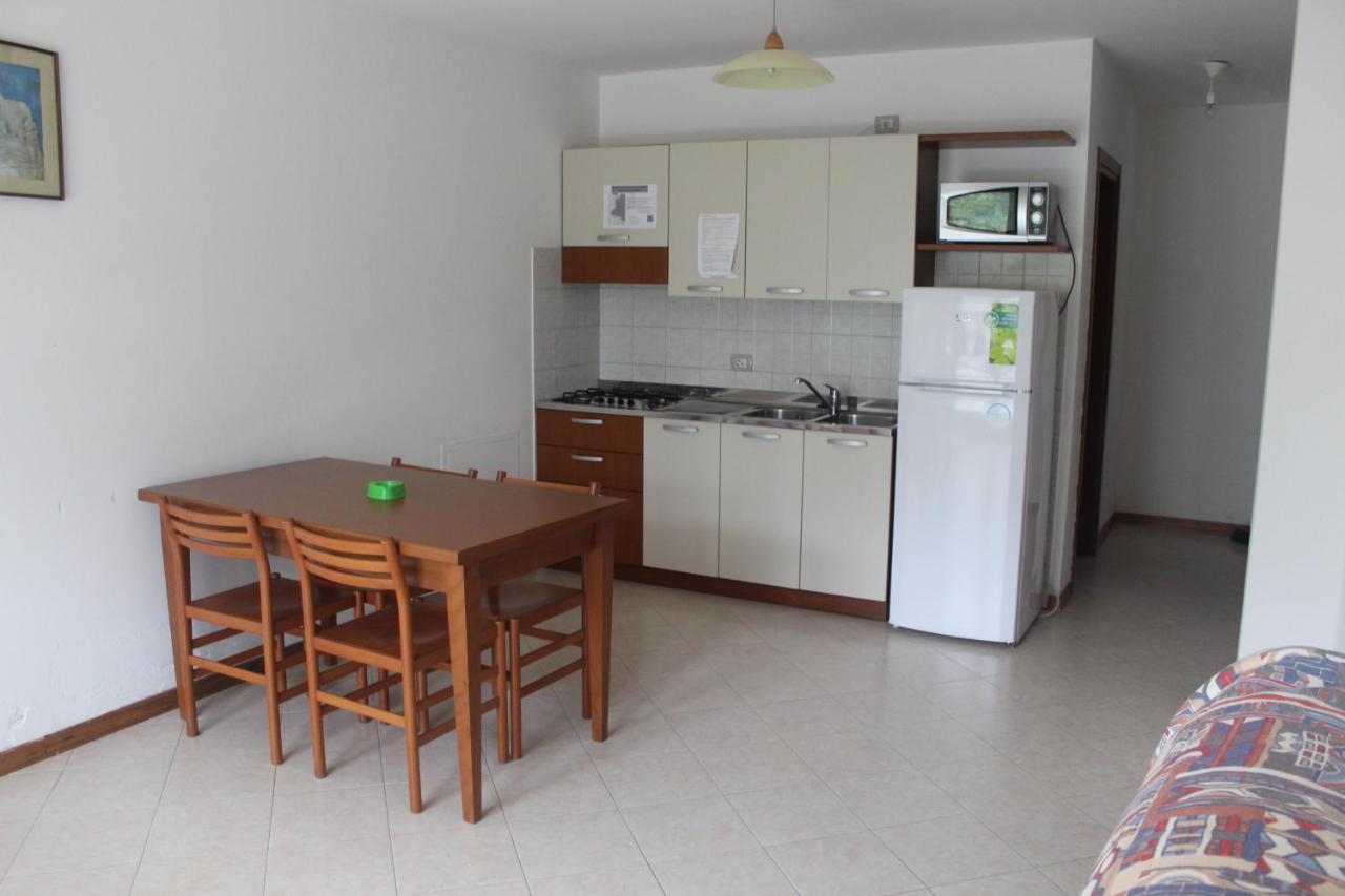 Residence Panorama โมลินา ดิ เลโดร ภายนอก รูปภาพ